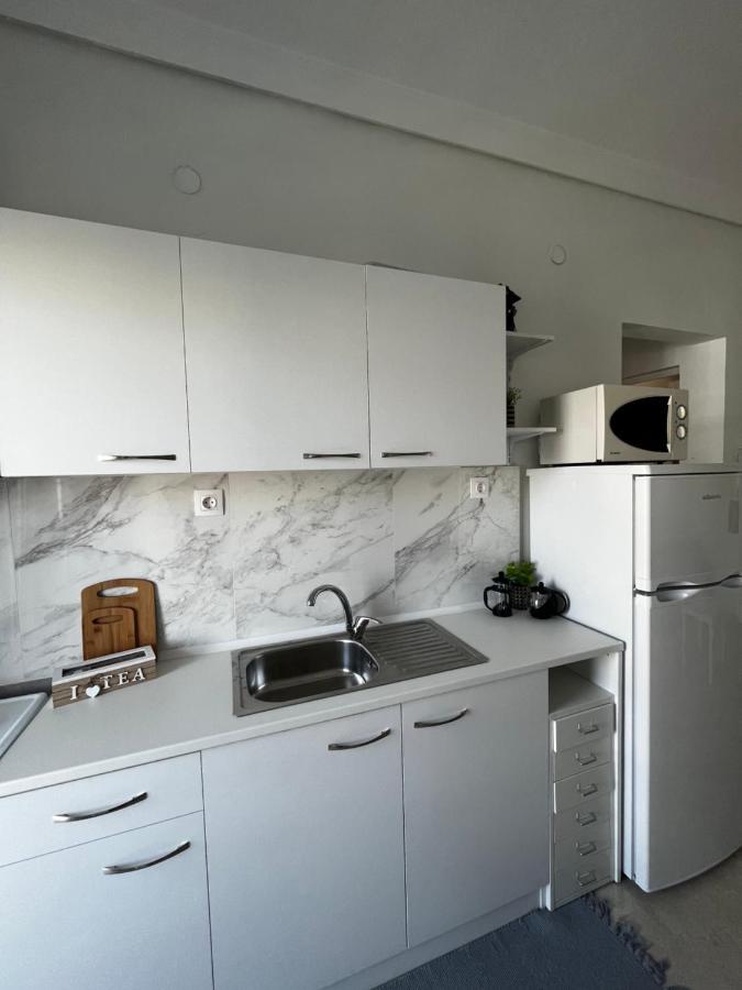 Istos Apartment Thessaloniki Buitenkant foto
